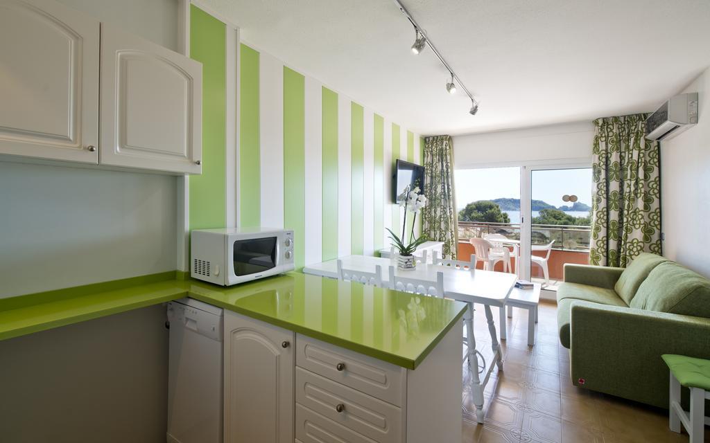 Apartamentos Salles Beach L'Estartit Δωμάτιο φωτογραφία