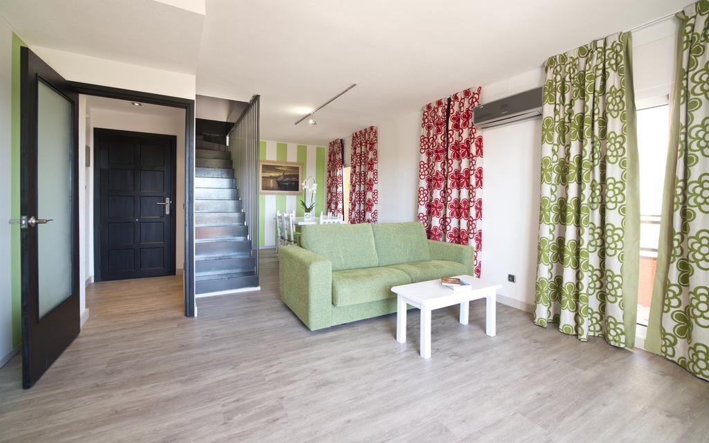 Apartamentos Salles Beach L'Estartit Δωμάτιο φωτογραφία