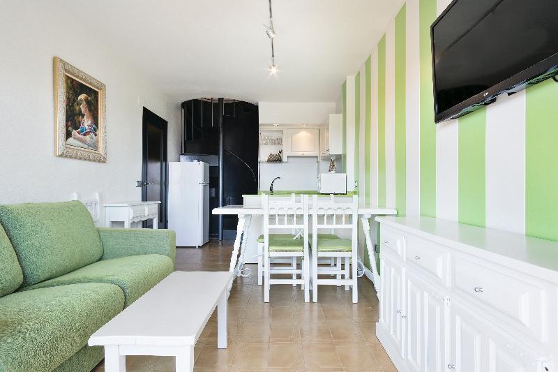 Apartamentos Salles Beach L'Estartit Εξωτερικό φωτογραφία