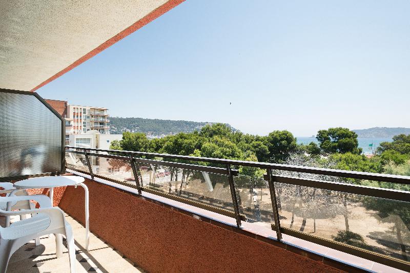 Apartamentos Salles Beach L'Estartit Εξωτερικό φωτογραφία