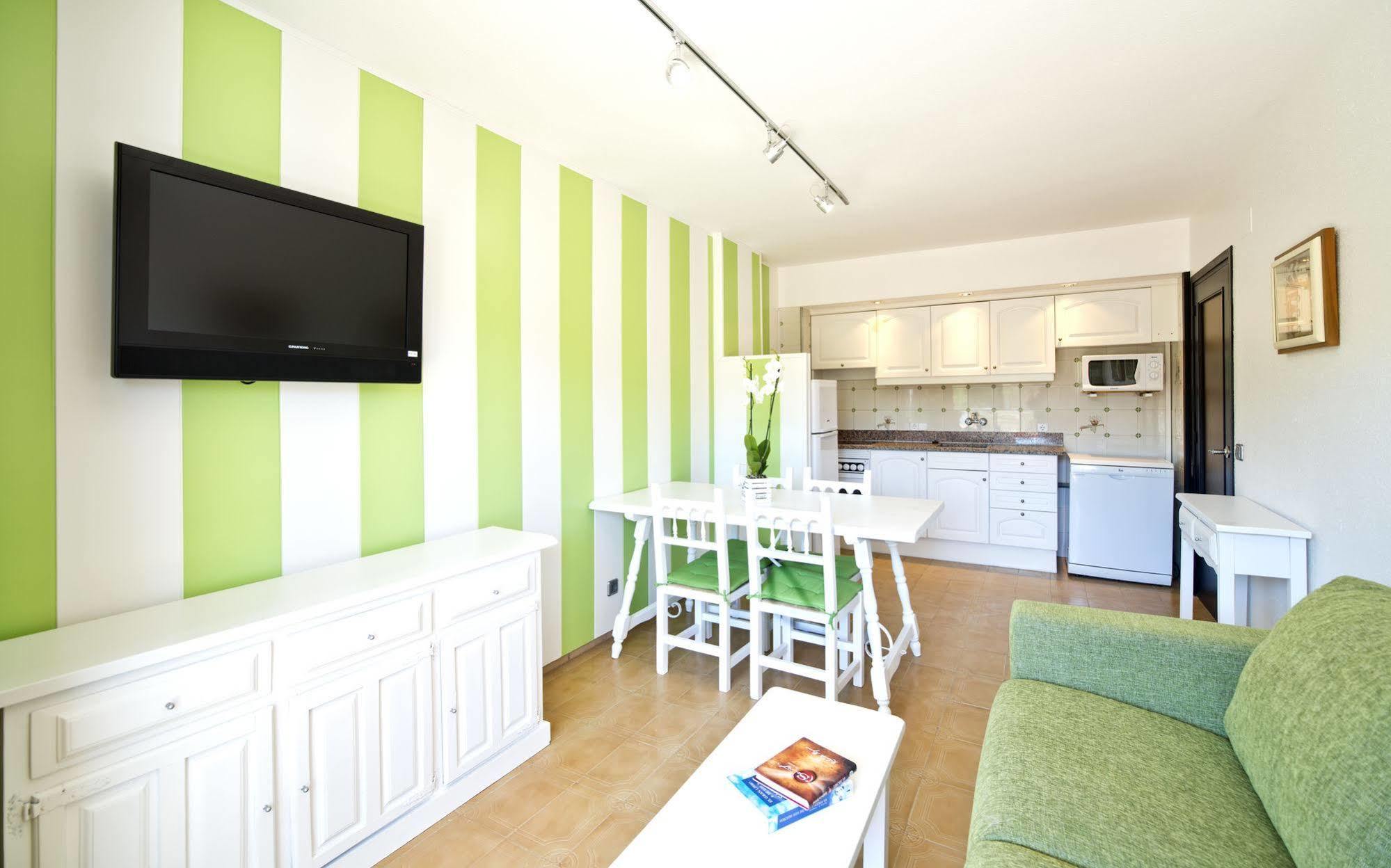 Apartamentos Salles Beach L'Estartit Εξωτερικό φωτογραφία