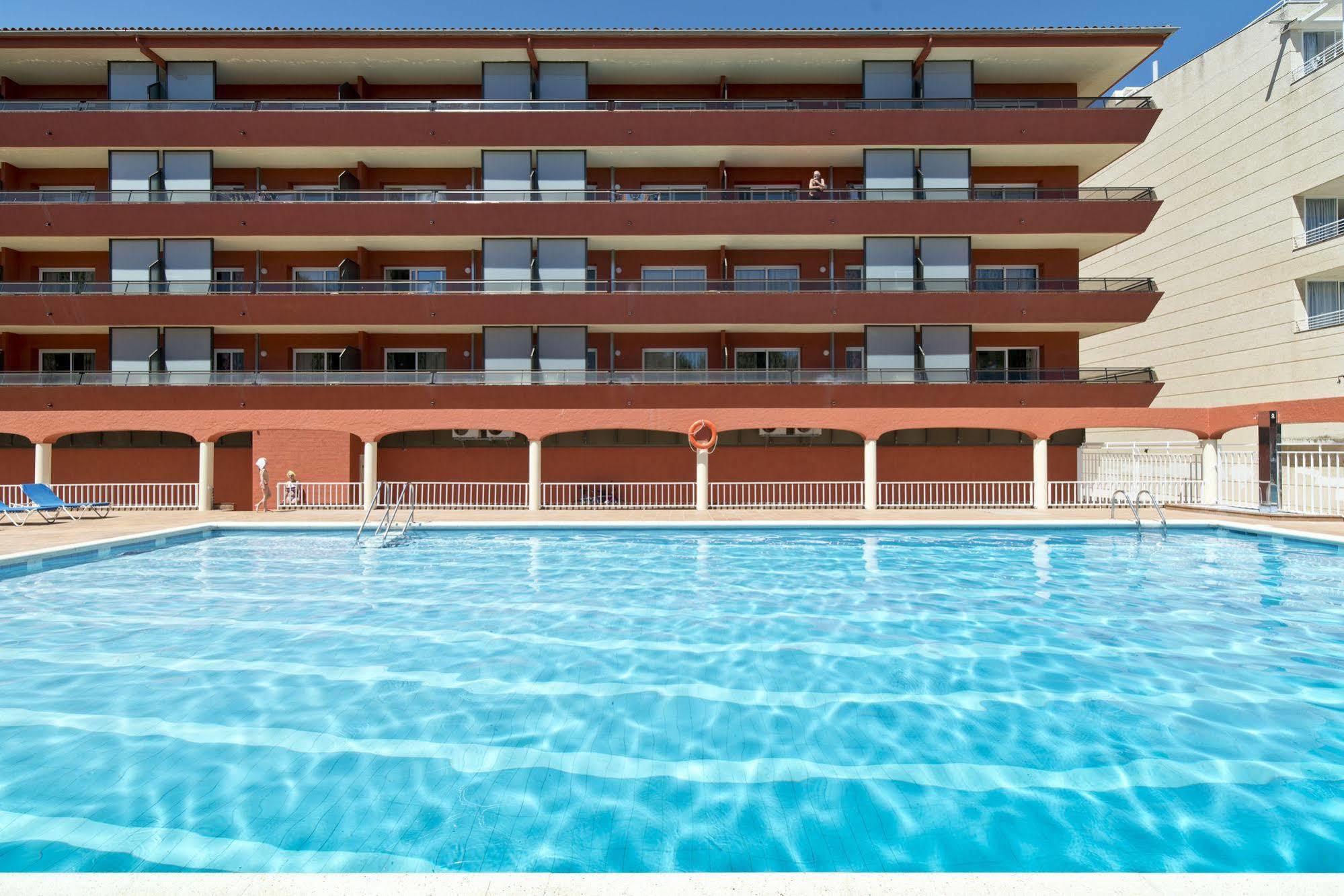 Apartamentos Salles Beach L'Estartit Εξωτερικό φωτογραφία