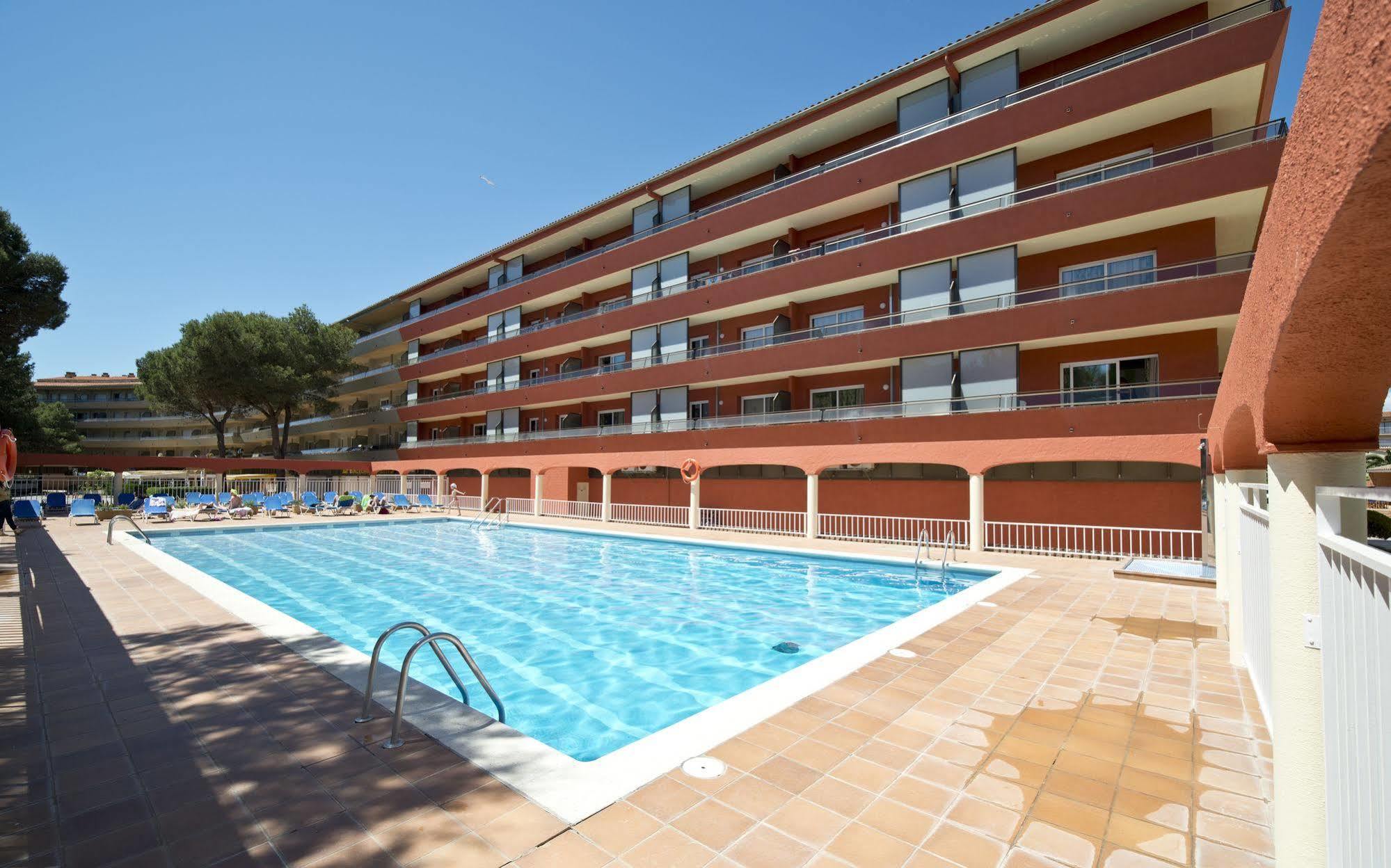 Apartamentos Salles Beach L'Estartit Εξωτερικό φωτογραφία